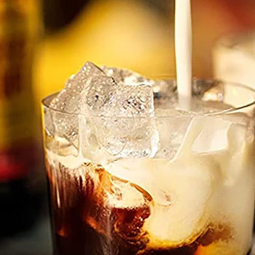 Liqueurs Around The World: A Look At International Traditions