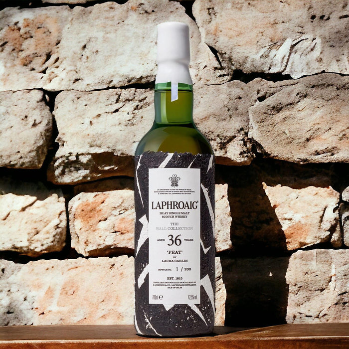 Laphroaig The Wall Collection Whisky