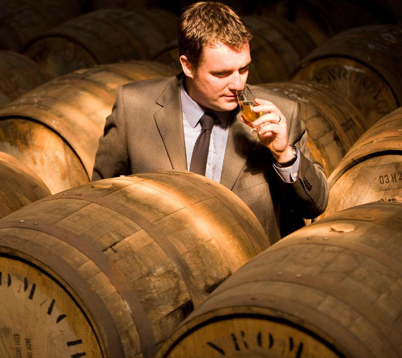 Nosing & Tasting The Whisky From Barrels