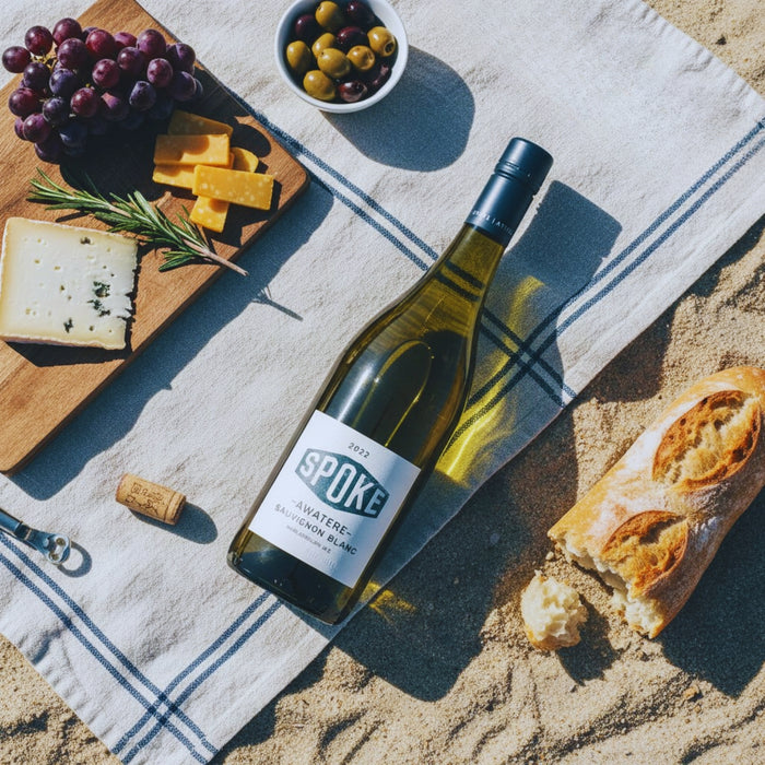 SPOKE Awatere Sauvignon Blanc Beach Picnic