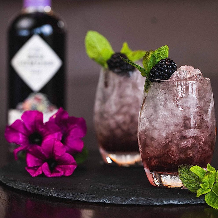 Ben Lomond Blackberry & Gooseberry Gin With Glasses