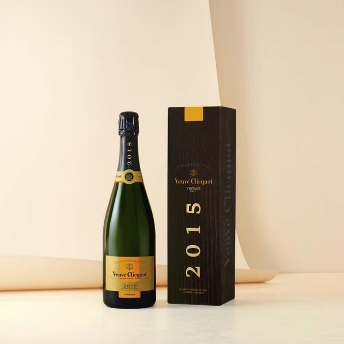 Veuve Clicquot Vintage Reserve Champagne 2015 Gift Boxed