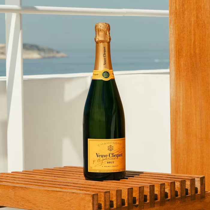 Veuve Clicquot Brut Champagne