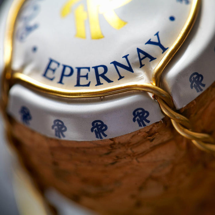 Pol Roger Brut Reserve Champagne Two Glass Gift Set 75cl