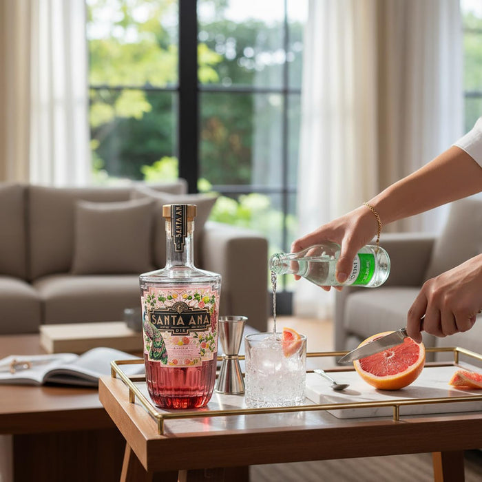 Santa Ana Pomelo Gin & Tonic