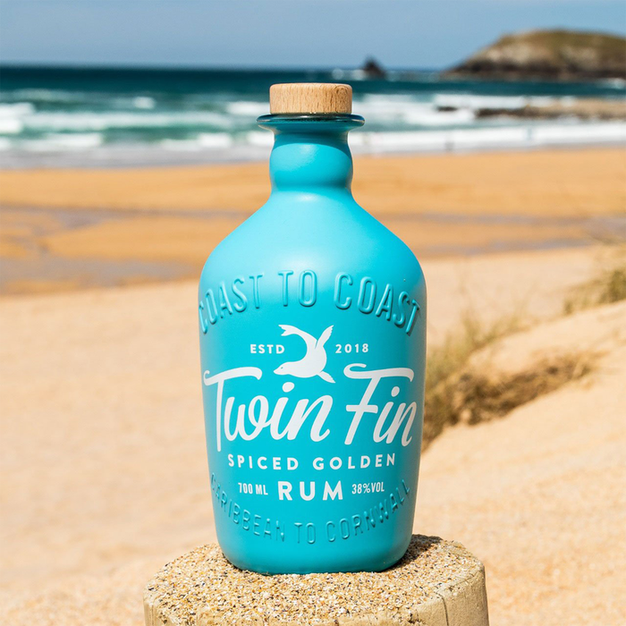 Twin Fin Spiced Golden Rum 70cl 38% ABV