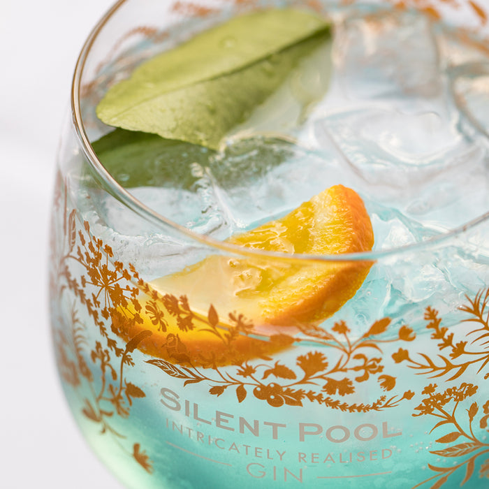 Silent Pool Gin With Branded Glass Gift Set 70cl 43% ABV